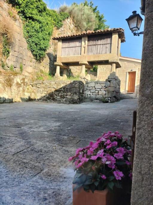 Casa En El Centro De Allariz Bagian luar foto